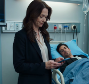 I flew to Florida without warning and found my son lying alone in the intensive care unit. And my daughter-in-law was gathering to celebrate on a yacht… I didn’t make a fuss—I contacted the bank to temporarily stop the transactions. An hour later, she called—and everything began.