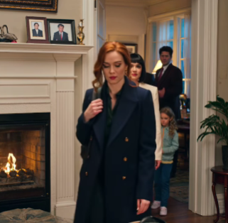 My parents called it just a “get-together” when i wasn’t invited to my sister’s anniversary party, so i showed up anyway and saw her kid slip something strange into my backpack, and when i checked i froze. I quietly put it back into my sister’s jacket pocket, and as my family screamed at me to leave and insulted me, the police showed up thirty minutes later.